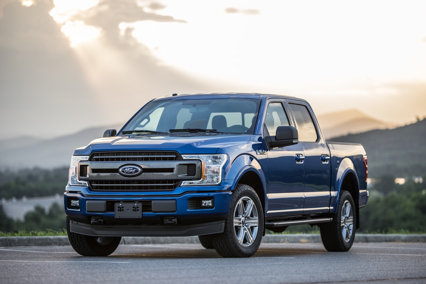 Pickup truck detailing Philadelphia — mobile detailing for F-150, RAM 1500, Silverado, and all pickup trucks in Greater Philadelphia